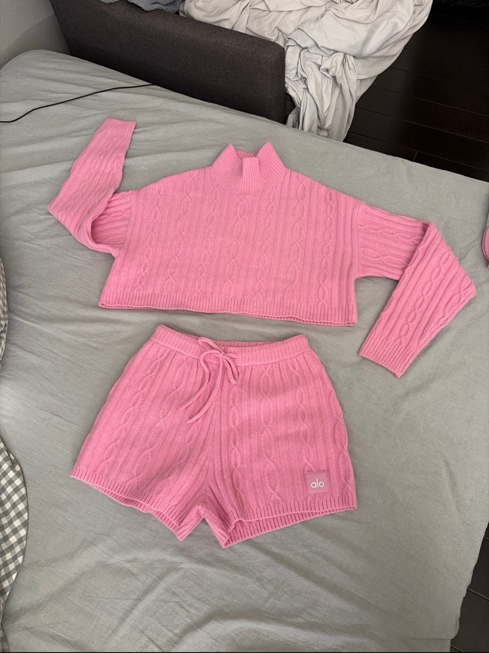 Like New ALO Yoga Winter Bliss Pink Cable-Knit Cropped Sweater & Shorts Set